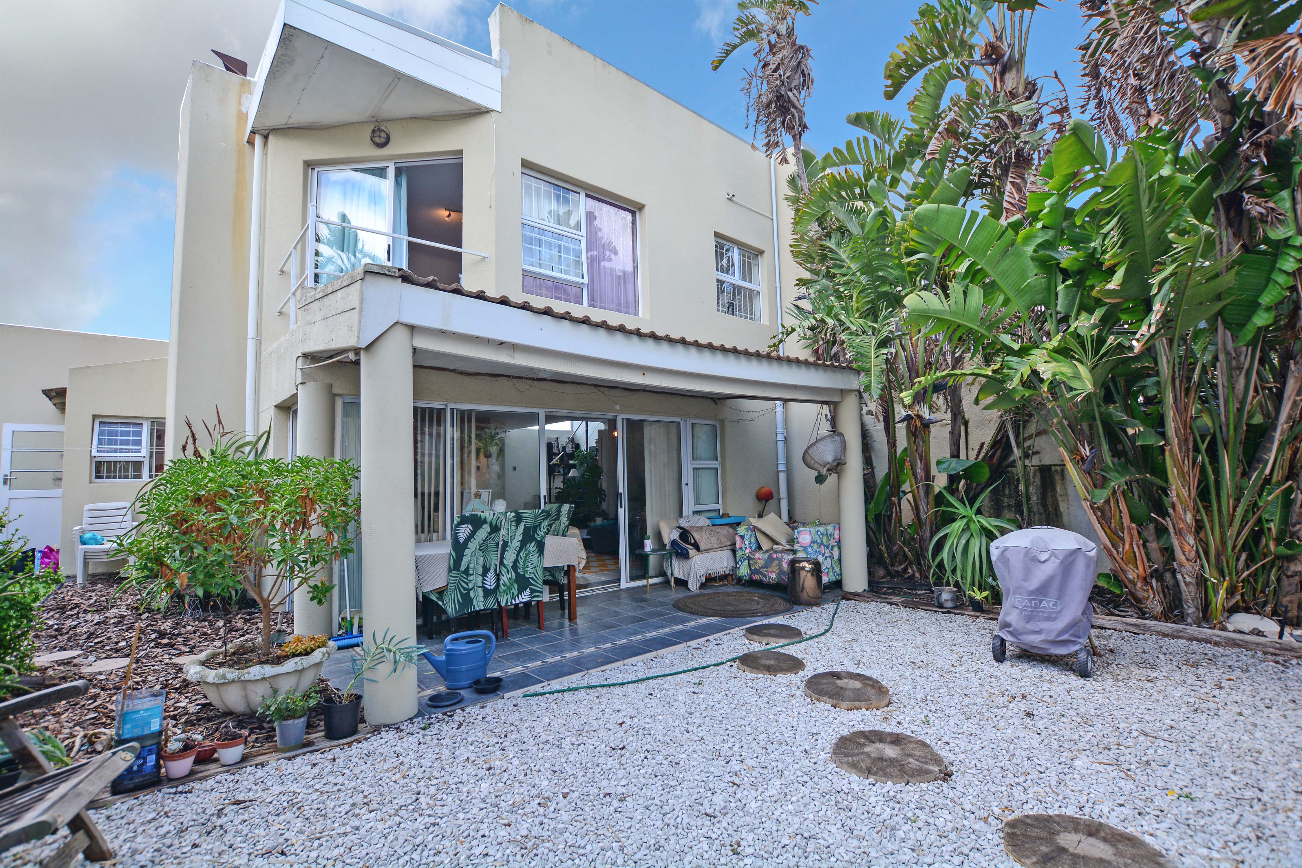 2 Bedroom Property for Sale in Waves Edge Western Cape